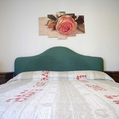 אג'רולה La Casa Dei Fiori - Ospitalita Diffusa מראה חיצוני תמונה